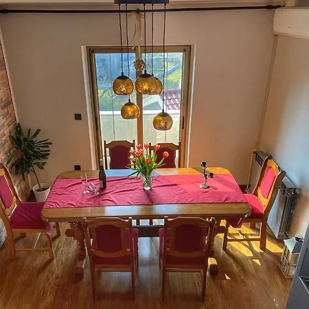 Mia Apartman Palit