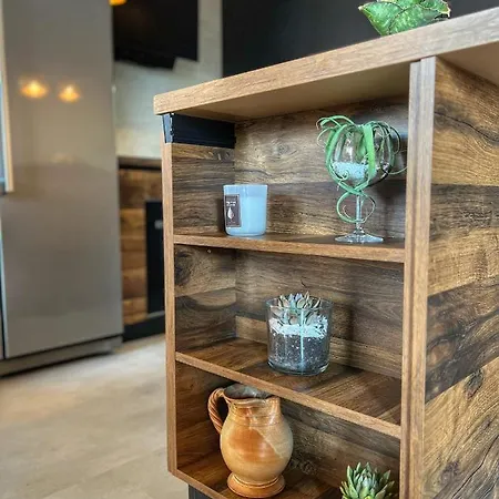 Mia Apartman *