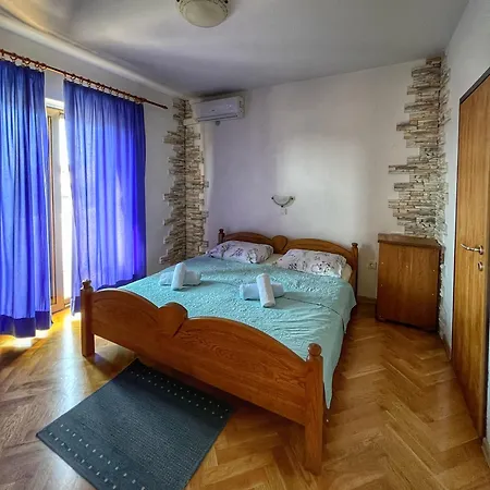 Mia Apartment *